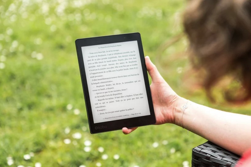 e-reader in the park