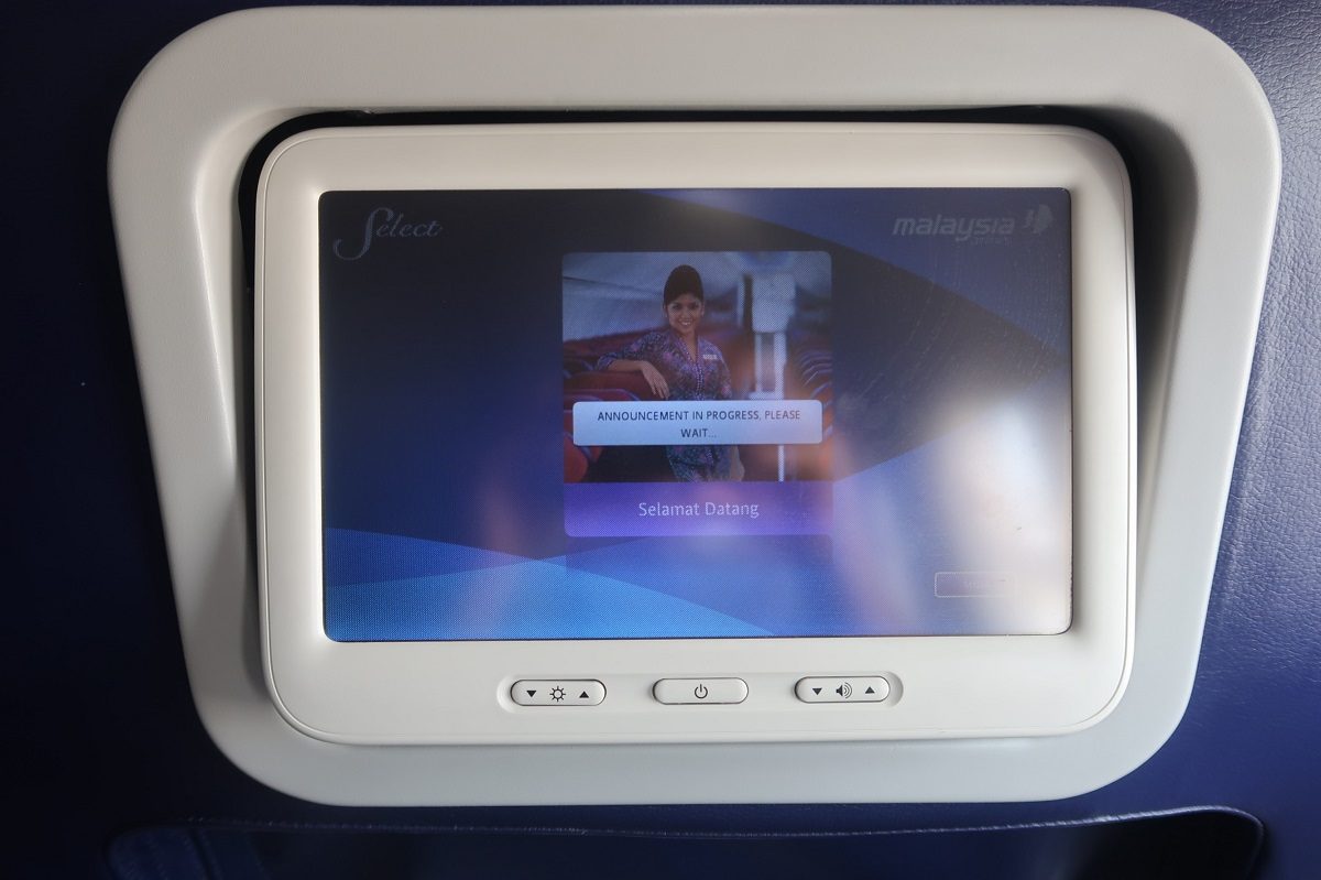 Malaysia Airlines business class SIN to KUL entertainment system