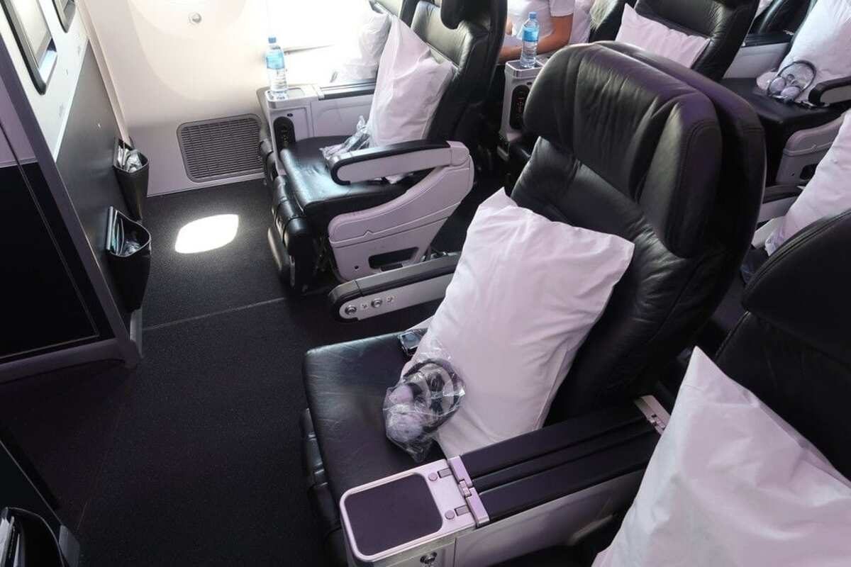 premium economy cabin air new zealand