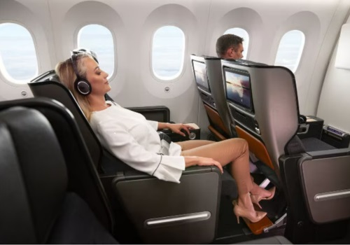 qantas-premium-economy-female-recline