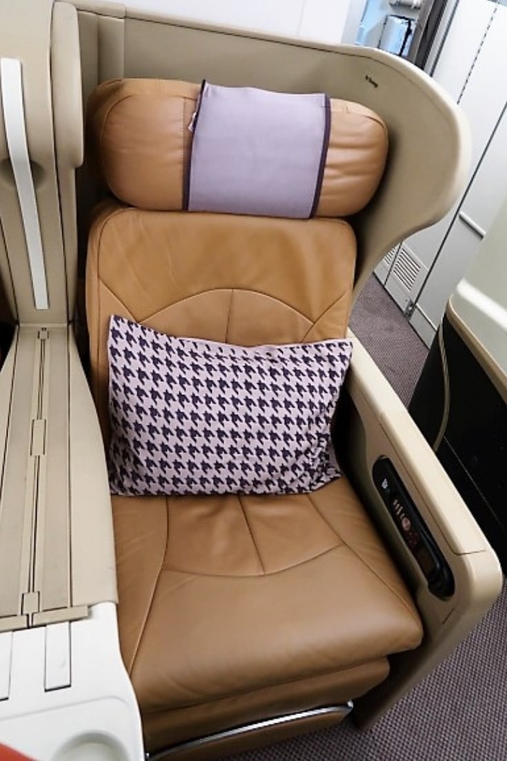 singapore airlines a330 business class seat front