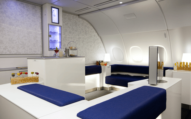 korean air a380 onboard lounge