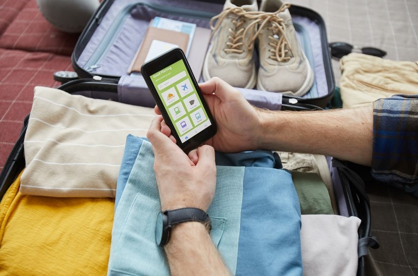 bet travel apps for deciding where to go and what to pack